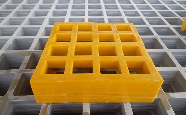 洗車場玻璃鋼格柵板